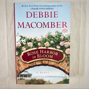 Hardcover Rose Harbor in Bloom by Debbie MaComber, Romance Book